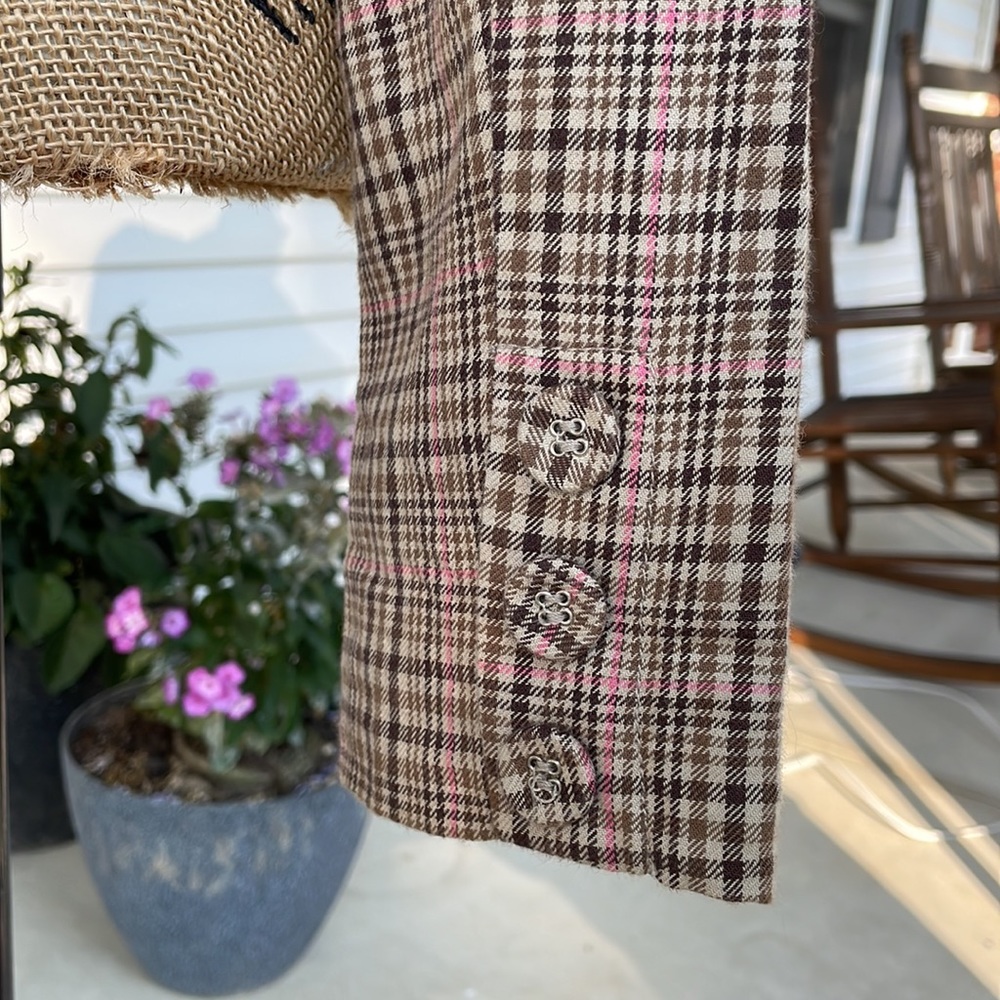 Roxy Plaid Suit Jacket Size Medium. - image 6
